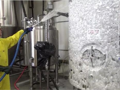 Alkaline Foaming Cleaning Products